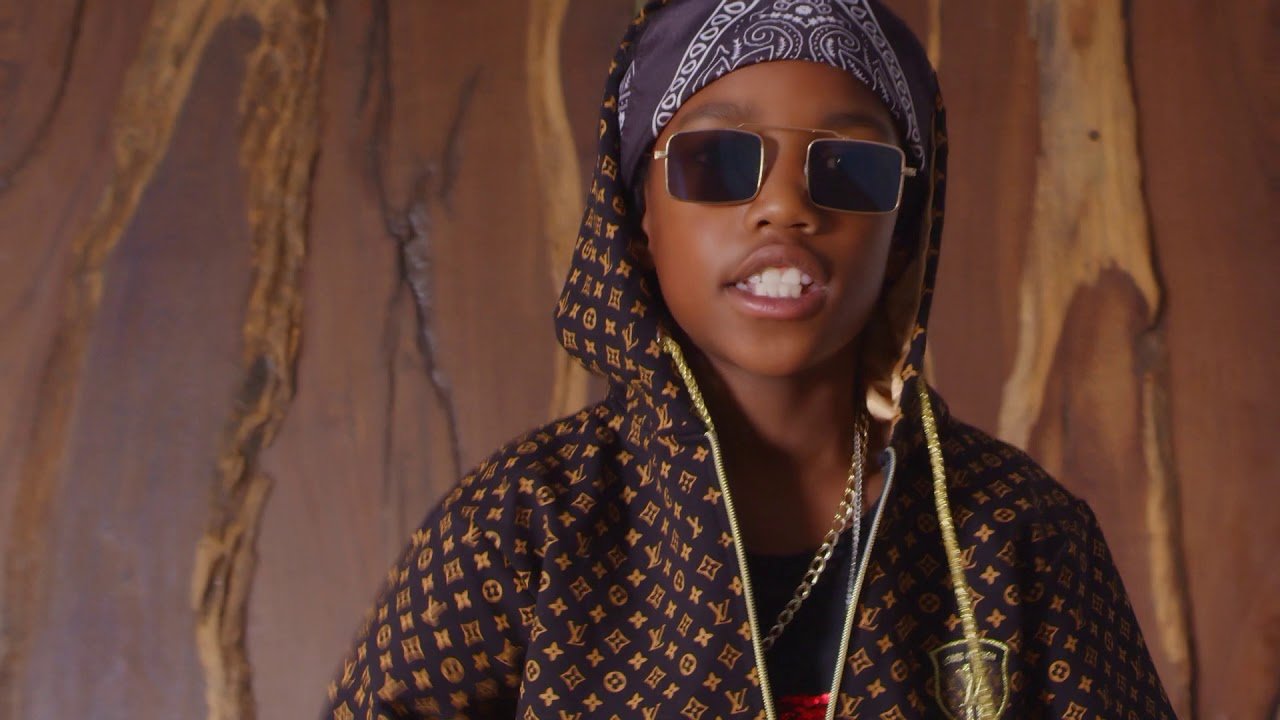 Jah Prayzah – Dangerous (Vídeo)