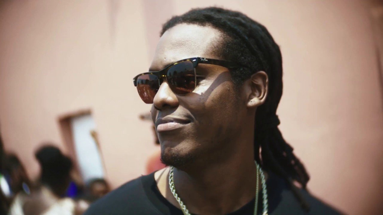 Dji Tafinha – Gueto (Feat. Claudia Wime) (Vídeo)