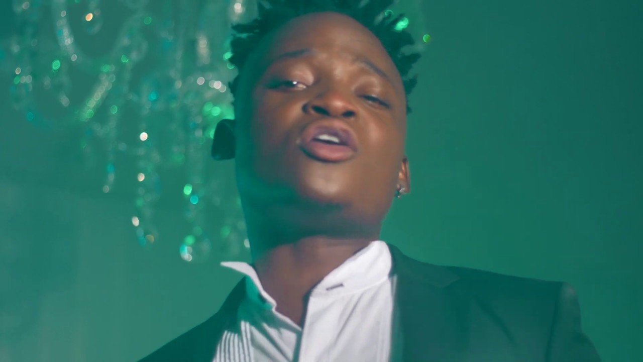 Valter Artístico – Socorro (feat. Gerilson Insrael) (Vídeo)