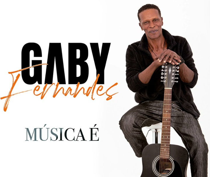 Gaby Fernandes – Música É Gaby Fernandes – Música É
