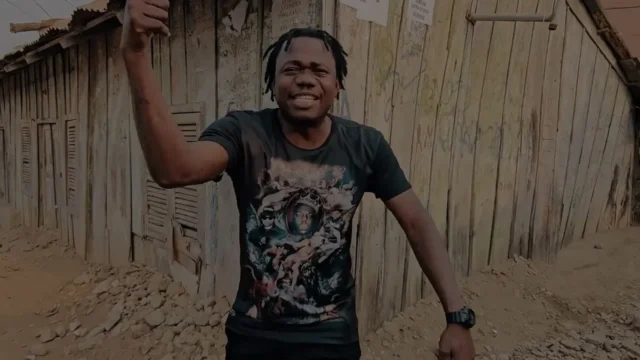 Isidro Fortunato x Mr. Microphone x Ready Neutro x Hydrhollicz x Groove x Lil – PAÍS DE LOUCOS