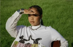 Shekhinah – Spoonky feat. Young Stunna Shekhinah – Spoonky ft. Young Stunna