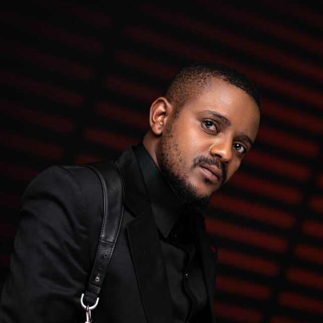 Kabza De Small – Ngiyajabula feat. Babalwa M & Kelvin Momo