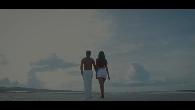 Starleezy Martins – Parece mentira